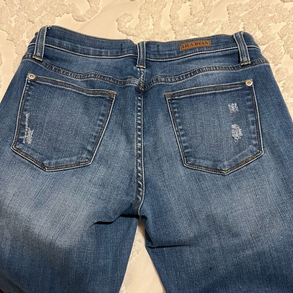 LILA RYAN Blue Skinny Jeans with Natural Fading